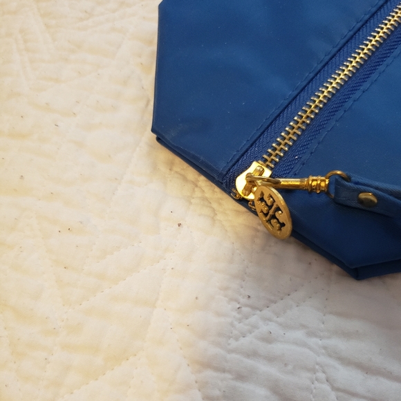 Make-up bag, blue nylon - Picture 3 of 5